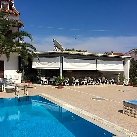 Apartman Captains &